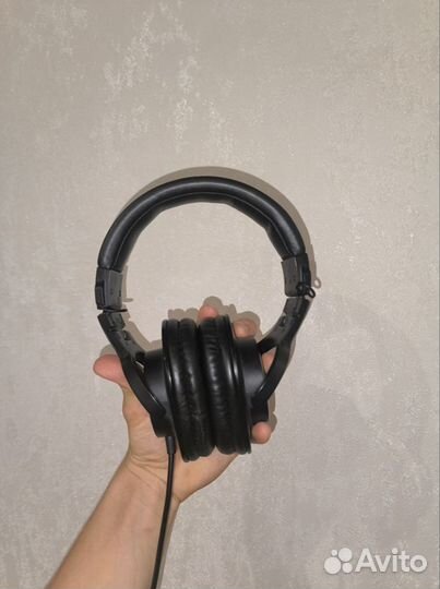 Студийные наушники Audio-Technica ATH-M30X