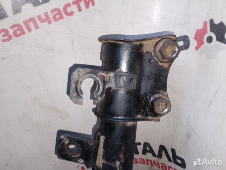 Амортизатор подвески передний правый Kia Rio