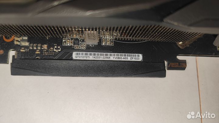 Видеокарта 1070ti strix