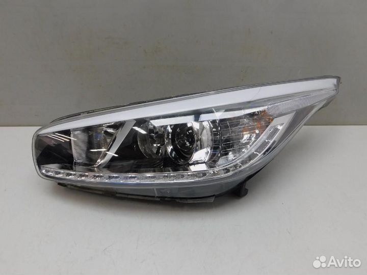 Фара левая Kia Ceed