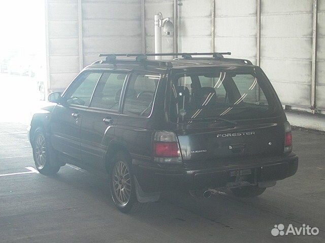 Замок двери Subaru Forester SF5