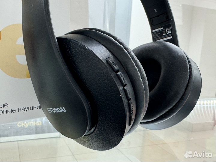 Bluetooth гарнитура hyundai h-hp102