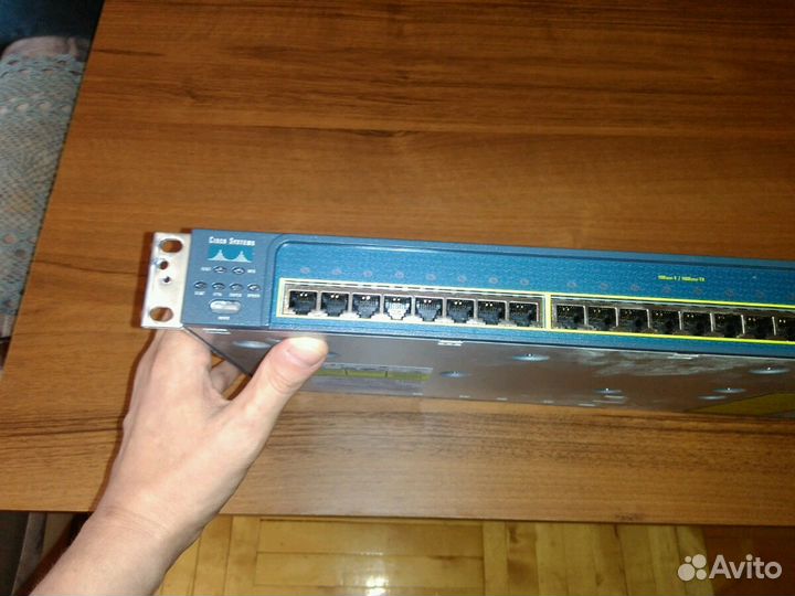 Cisco Catalyst 2950-24 Управляемый коммутатор (swi