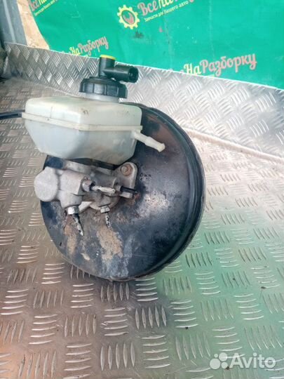 Главный тормозной цилиндр с вакуумником Renault