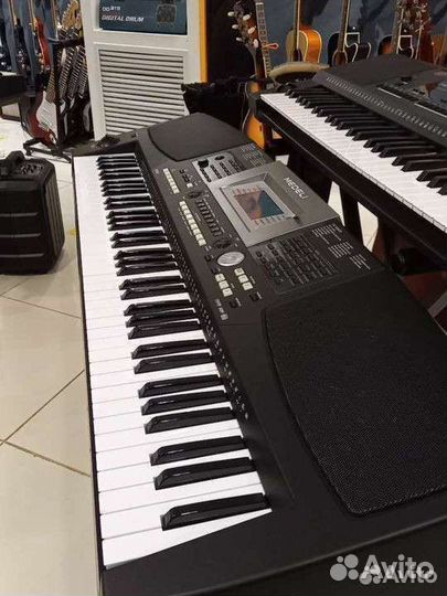Синтезатор новый 76 клавиш