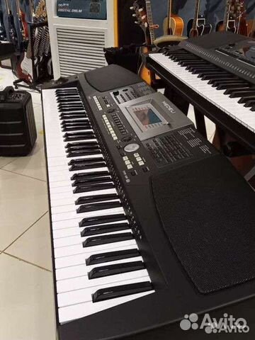 Синтезатор новый 76 клавиш