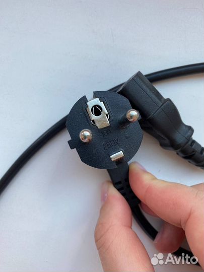 Кабель питания, сетевой шнур для компьютера