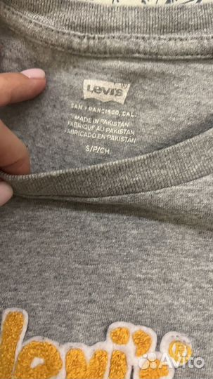 Футболка levis