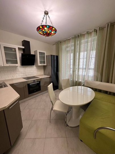 2-к. квартира, 71 м², 3/5 эт.