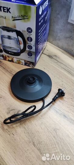 Чайник электрический новый