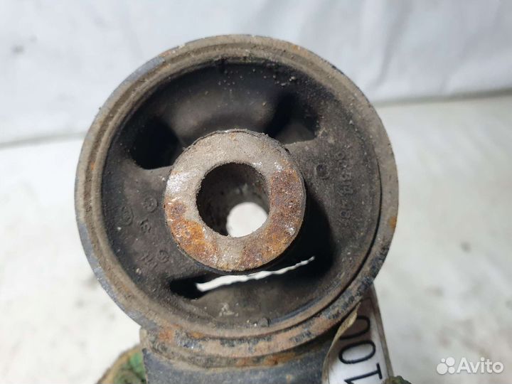 Подушка крепления двигателя задняя Daewoo Matiz