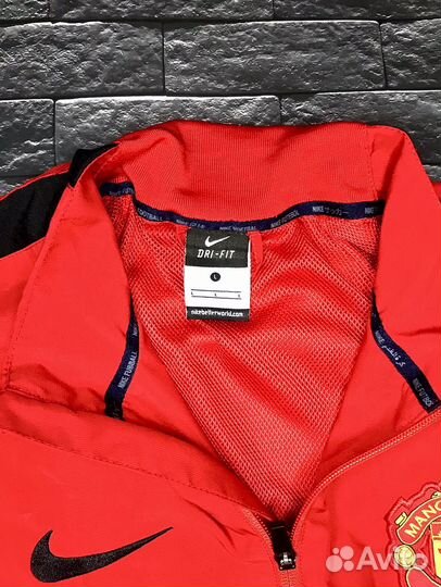 Ветровка nike manchester united оригинал