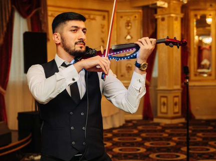 Скрипач на праздник/ Эстрадная скрипка на праздник