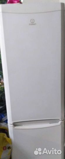 Холодильник бу stinol