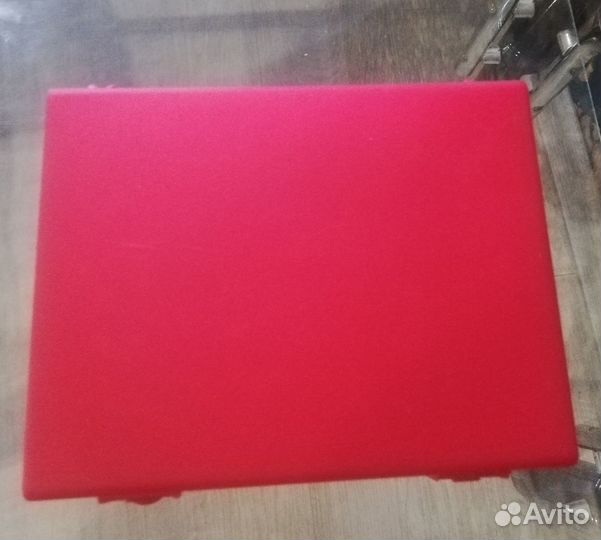 Пистолет для прокалывания ушей