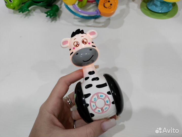 Игрушки для малышей пакетом