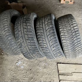 Michelin X-Ice North 3 225/45 R17