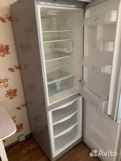 Холодильник