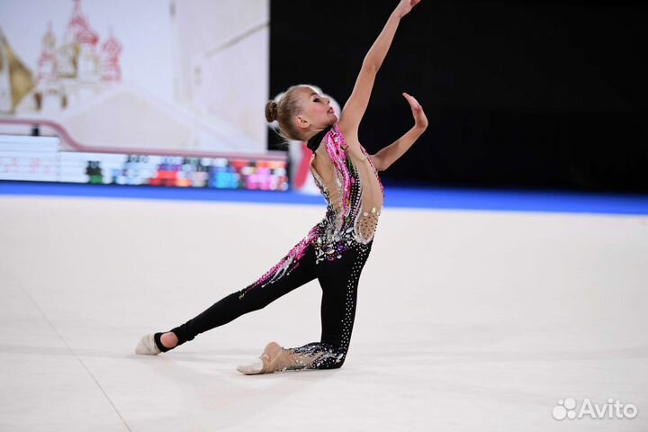 Купальник для художественной гимнастики