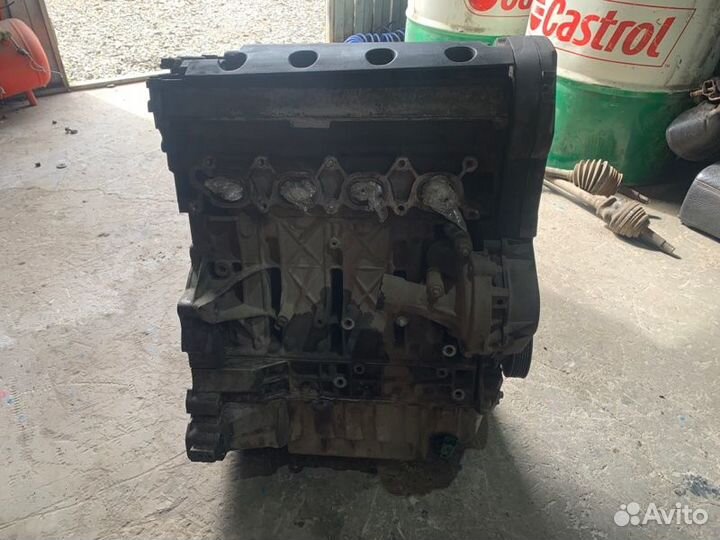 Двигатель Peugeot 307 psarfn10LH 2003