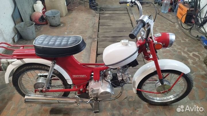 Ретро Мопед рига 16