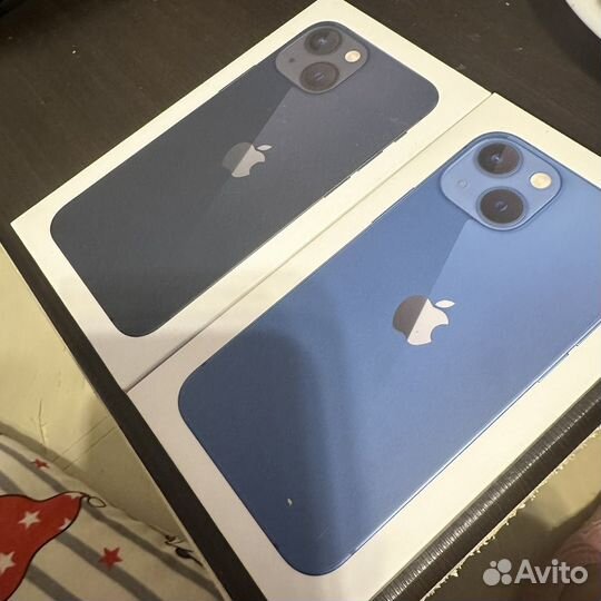 Коробка от iPhone 13 mini