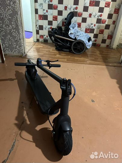 Электросамокат okai ES520B серый