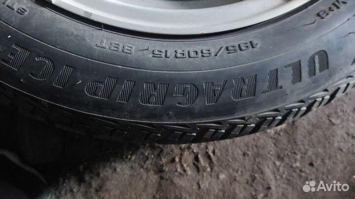Goodyear Ultra Grip Ice Arctic 2 195/60 R15