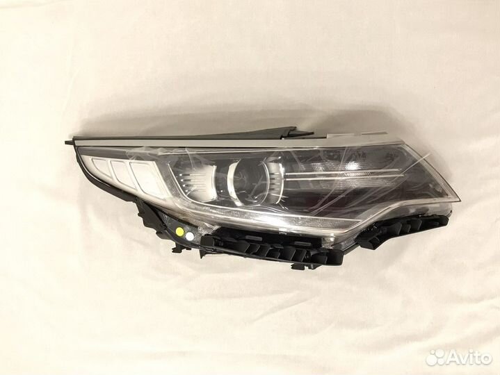 В наличии новая ориг фара Kia Optima JF 92102D4190