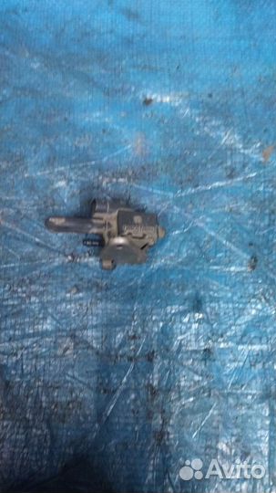 Клапан электромагнитный Opel Corsa C14SE, C16NZ