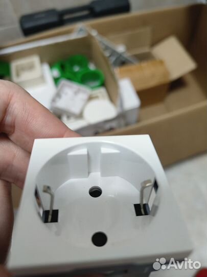 Розетка Coswall