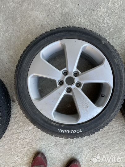 Yokohama Ice Guard IG35 215/50 R17 95T