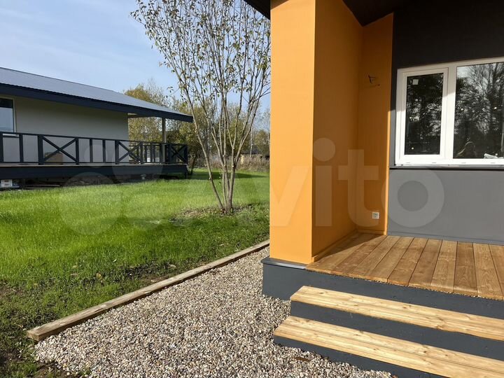 Дом 52 м² на участке 5 сот.