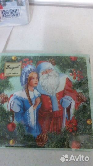 Салфетки бумажные новогодние