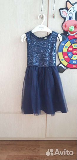 Платье, сапоги