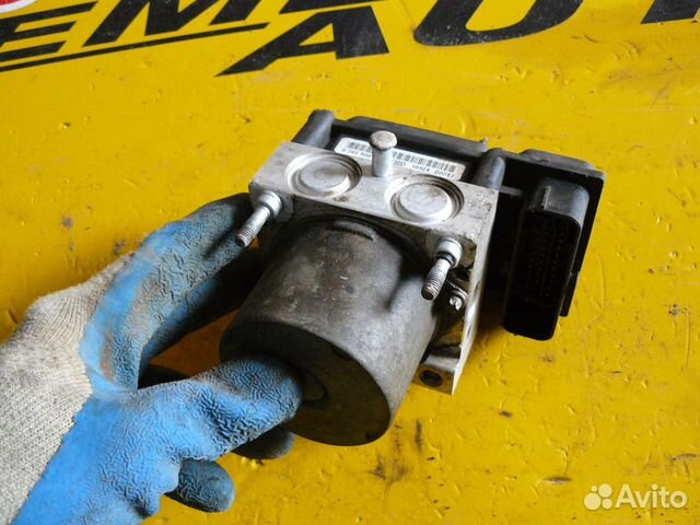 Блок ABS для Hyundai Santa Fe CM 2011г