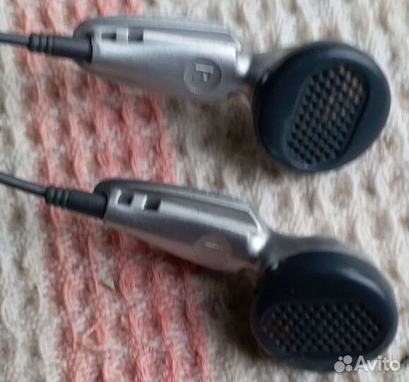 Наушники+Чехол от Sony Ericsson K790i/K800i