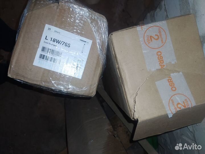 Лампа линейная люминесцентная