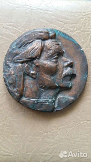 Барельеф на стену