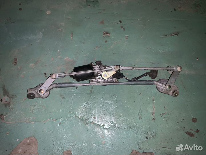 Трапеция дворников Toyota Corolla E12 2001-2007г