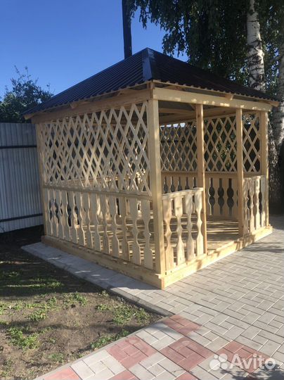 Требуется столяр