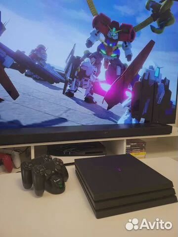 Playstation 4 Pro + 390 игр