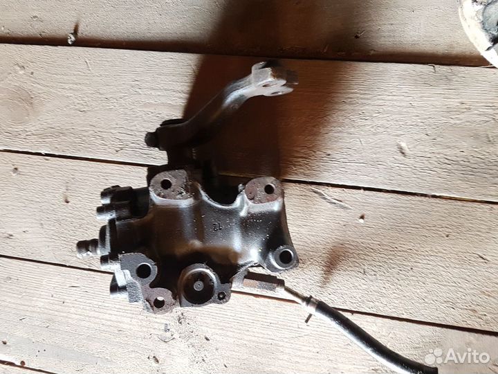 Рулевой редуктор Mercedes W124 W201 W202