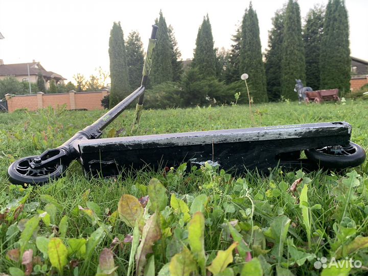 Трюковой самокат tech team voodoo