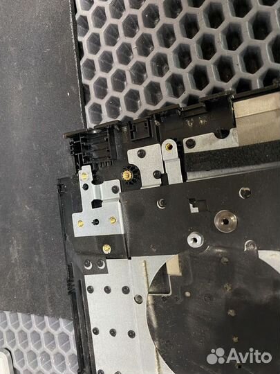 Топкейс Asus ROG Strix GL703VD