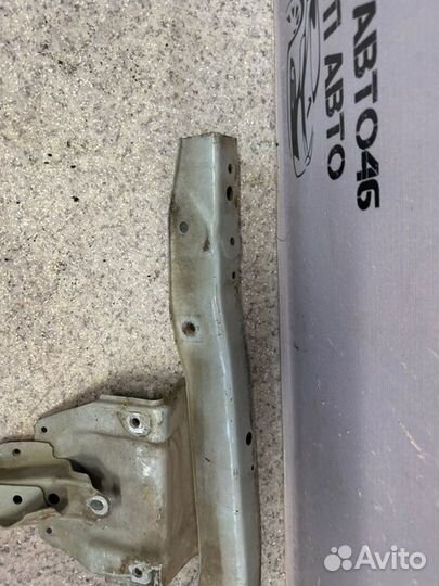 Планка телевизора Nissan Primera P12