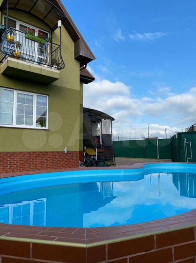 Дом 102 м² на участке 5 сот.