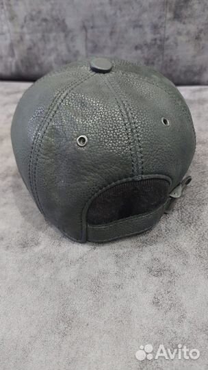 Мужская зимняя кожаная кепка