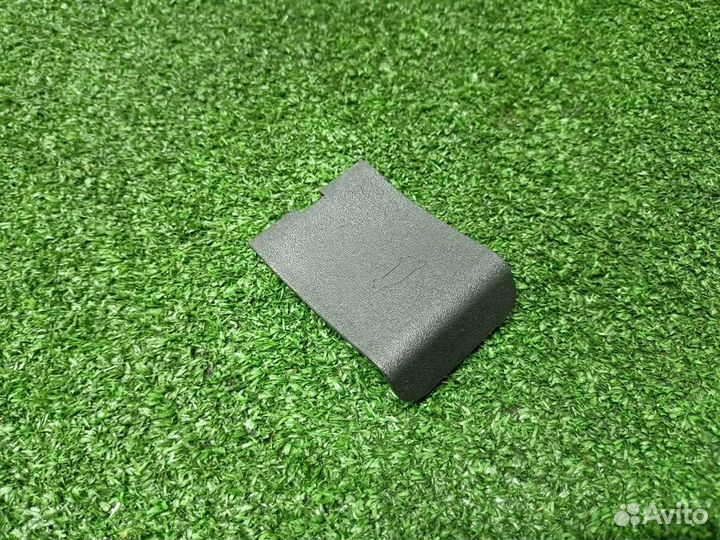 Заглушка Audi Q5