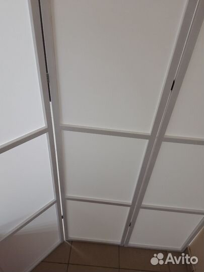 Ширма белая перегородка деревянная для салона